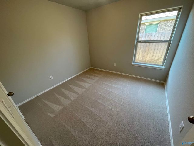 4018 Mckenzie Drive, Decatur, AL 35603