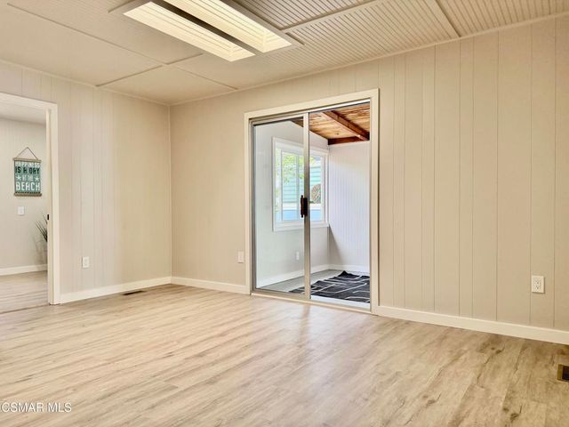 21 Poinsettia Gardens Drive 21, Ventura, CA 93004