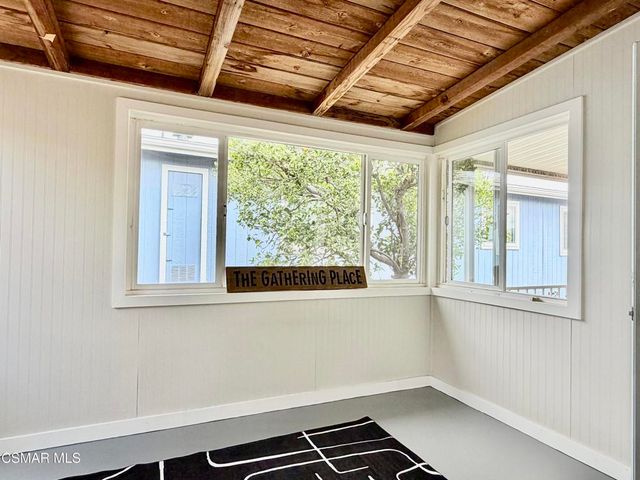 21 Poinsettia Gardens Drive 21, Ventura, CA 93004