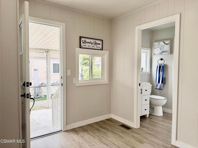 21 Poinsettia Gardens Drive 21, Ventura, CA 93004