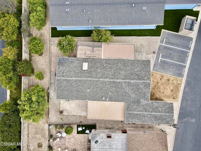 21 Poinsettia Gardens Drive 21, Ventura, CA 93004