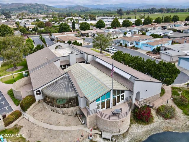 21 Poinsettia Gardens Drive 21, Ventura, CA 93004