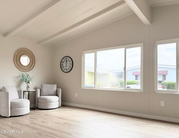 21 Poinsettia Gardens Drive 21, Ventura, CA 93004