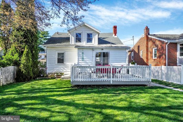 880 E BOUNDARY AVE, York, PA 17403