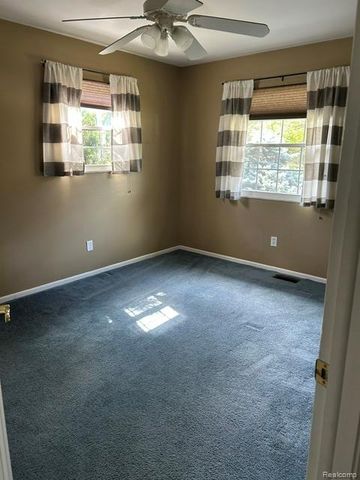6220 Thorncliff Drive, Mundy Township, MI 48473