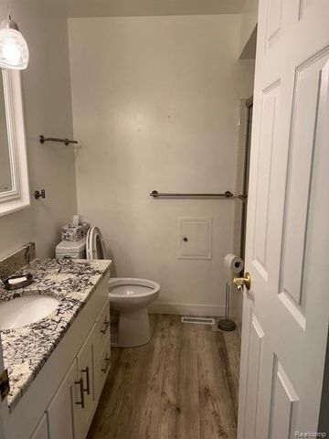6220 Thorncliff Drive, Mundy Township, MI 48473