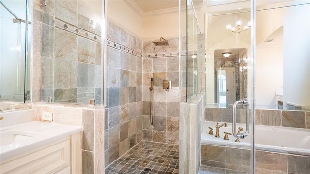 5243 Aldeburgh Drive, Suwanee, GA 30024