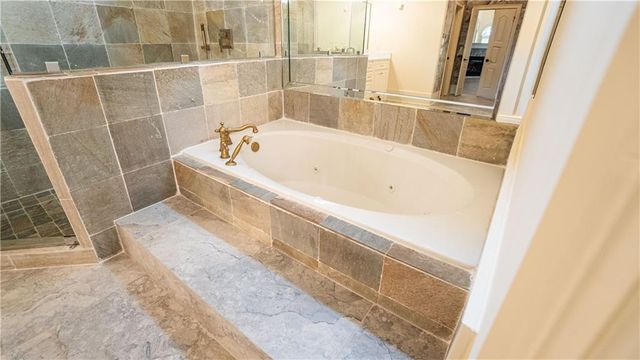 5243 Aldeburgh Drive, Suwanee, GA 30024