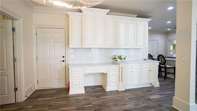 5243 Aldeburgh Drive, Suwanee, GA 30024
