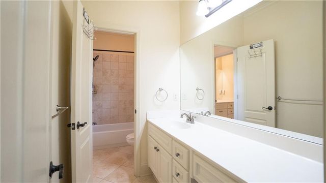 5243 Aldeburgh Drive, Suwanee, GA 30024