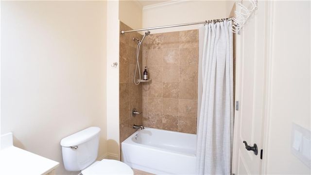 5243 Aldeburgh Drive, Suwanee, GA 30024