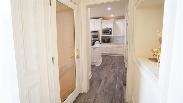 5243 Aldeburgh Drive, Suwanee, GA 30024