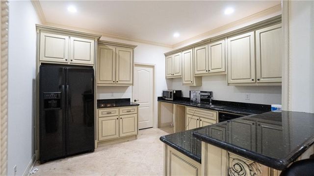 5243 Aldeburgh Drive, Suwanee, GA 30024