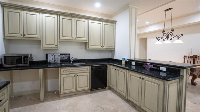 5243 Aldeburgh Drive, Suwanee, GA 30024