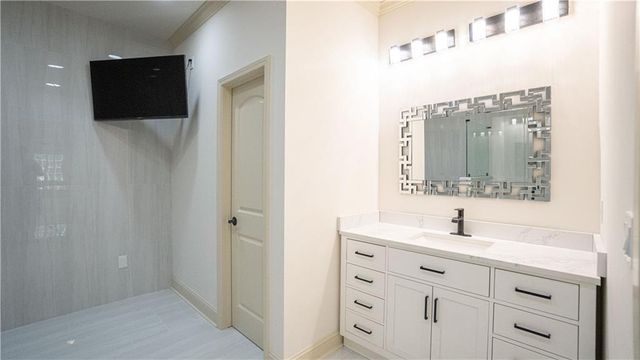 5243 Aldeburgh Drive, Suwanee, GA 30024