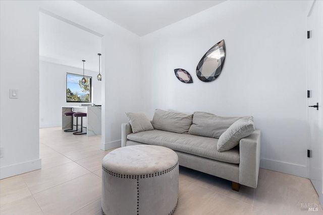 3100 Muniz Ranch Rd, Jenner, CA 95450