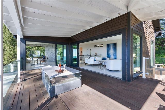 3100 Muniz Ranch Rd, Jenner, CA 95450