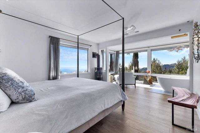 3100 Muniz Ranch Rd, Jenner, CA 95450