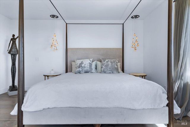 3100 Muniz Ranch Rd, Jenner, CA 95450