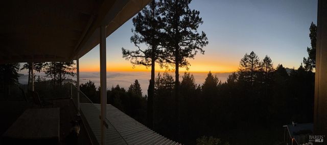 3100 Muniz Ranch Rd, Jenner, CA 95450