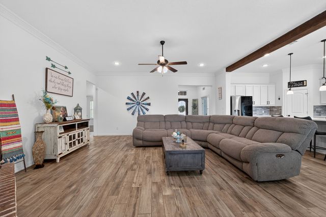 1180 Colina Parkway, Farmersville, TX 75442