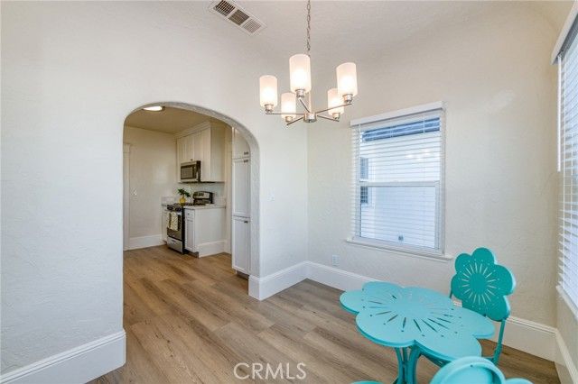 701 E Clinton, Fresno, CA 93704