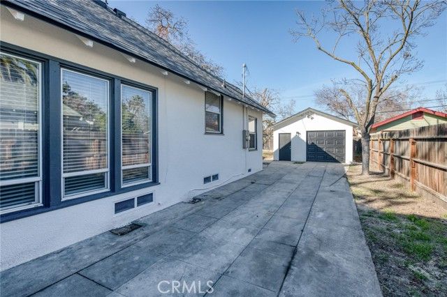 701 E Clinton, Fresno, CA 93704