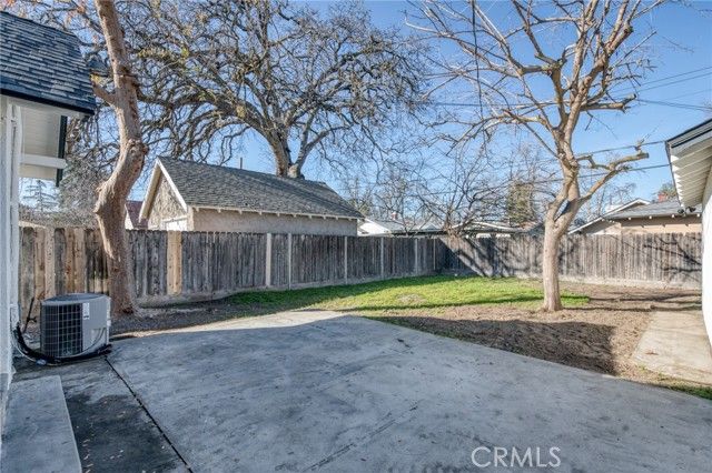 701 E Clinton, Fresno, CA 93704
