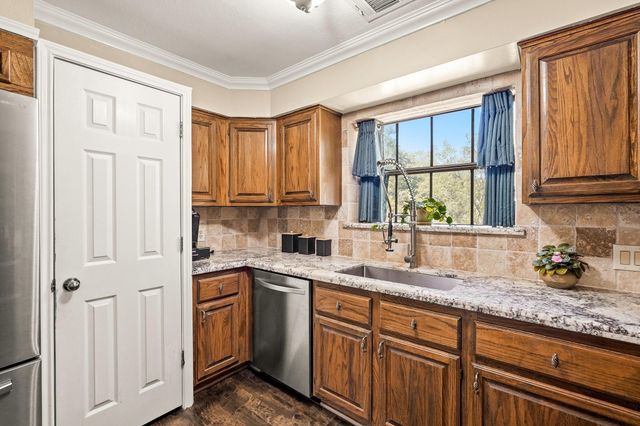 1505 Wagon Road, Simonton, TX 77485