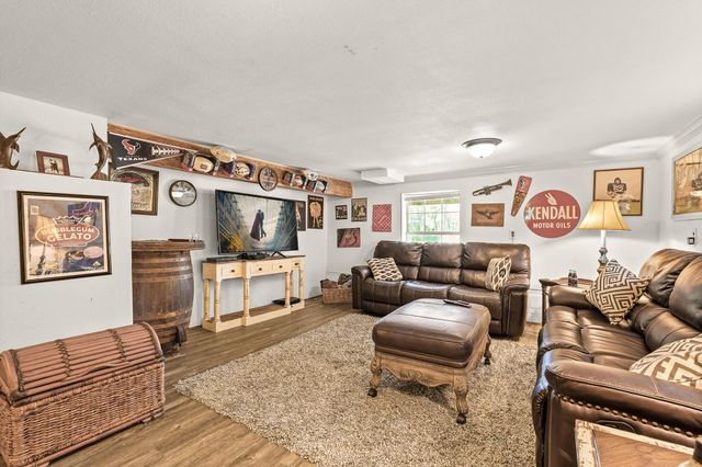 1505 Wagon Road, Simonton, TX 77485