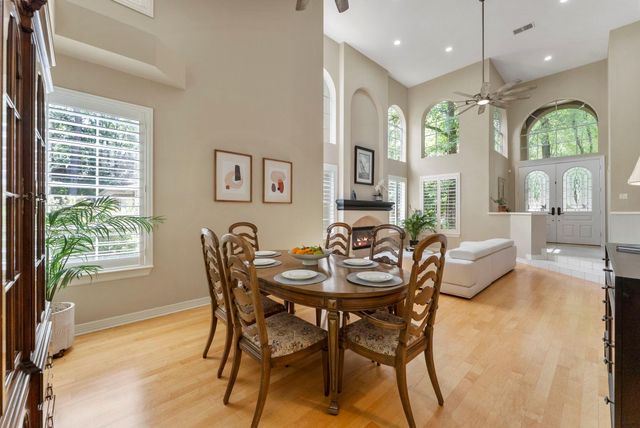 66 Candle Pine Place, The Woodlands, TX 77381