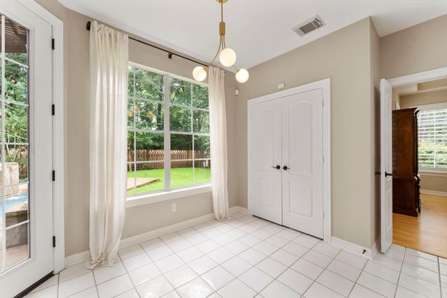 66 Candle Pine Place, The Woodlands, TX 77381