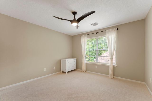 66 Candle Pine Place, The Woodlands, TX 77381