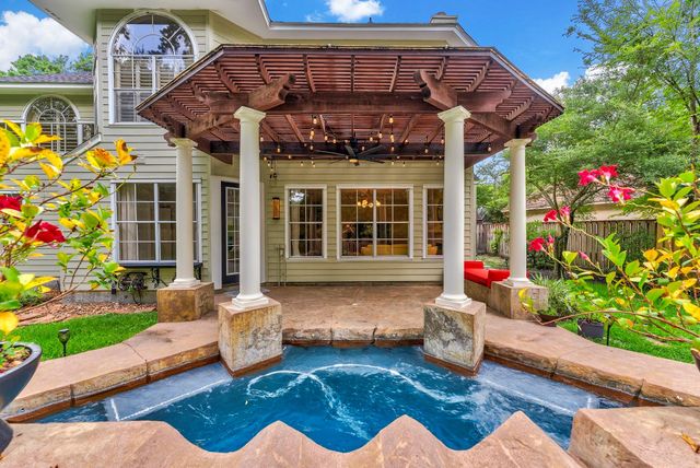 66 Candle Pine Place, The Woodlands, TX 77381