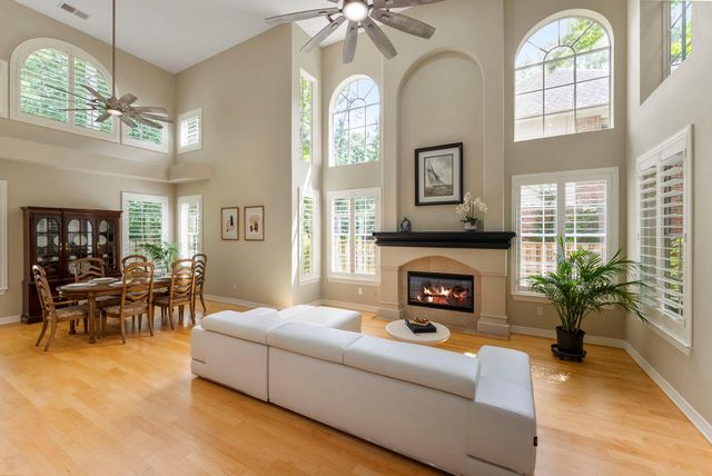 66 Candle Pine Place, The Woodlands, TX 77381