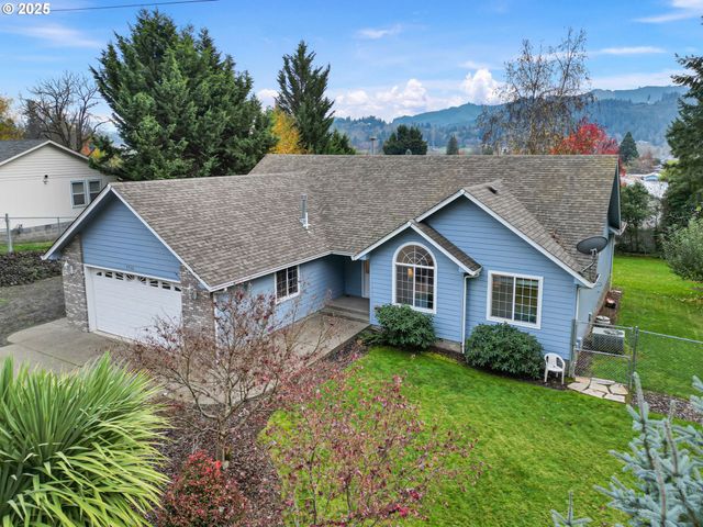 1732 E SIXTH Ave, Sutherlin, OR 97479