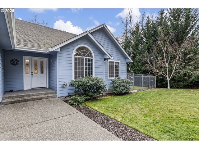 1732 E SIXTH Ave, Sutherlin, OR 97479