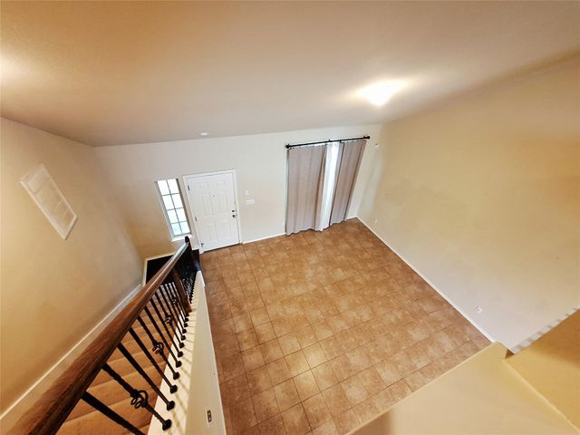 220 Westminster DR, Kyle, TX 78640