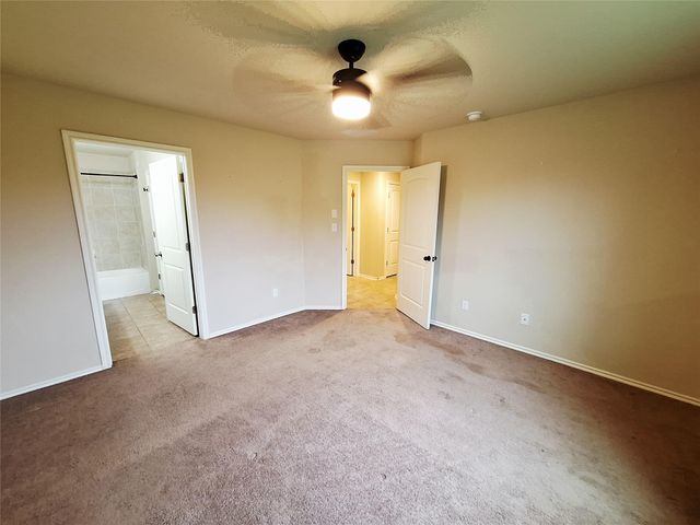220 Westminster DR, Kyle, TX 78640
