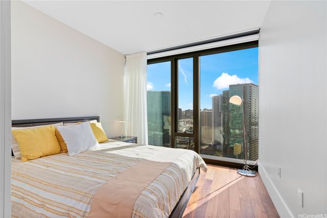 1108 Auahi Street 2906, Honolulu, HI 96814