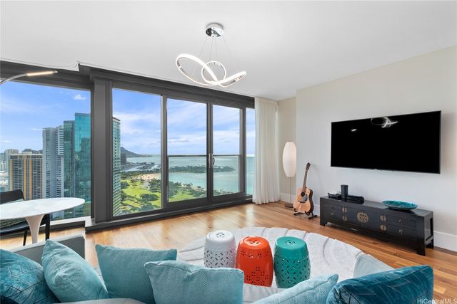 1108 Auahi Street 2906, Honolulu, HI 96814