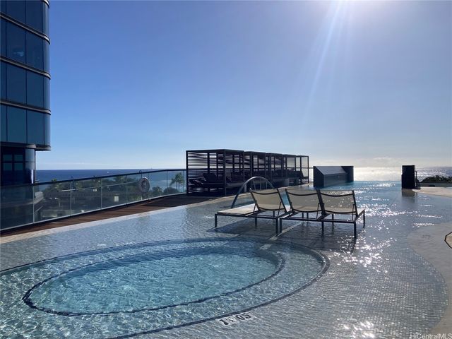 1108 Auahi Street 2906, Honolulu, HI 96814