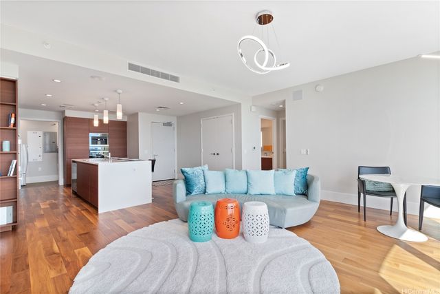 1108 Auahi Street 2906, Honolulu, HI 96814