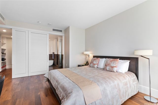 1108 Auahi Street 2906, Honolulu, HI 96814