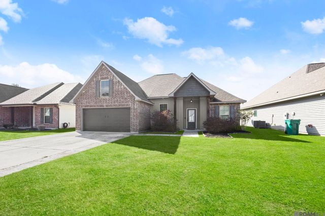 28359 Natchez Trace, Denham Springs, LA 70726