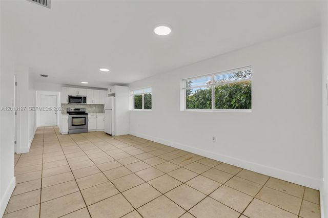 628 SW 8th Ave, Homestead, FL 33030