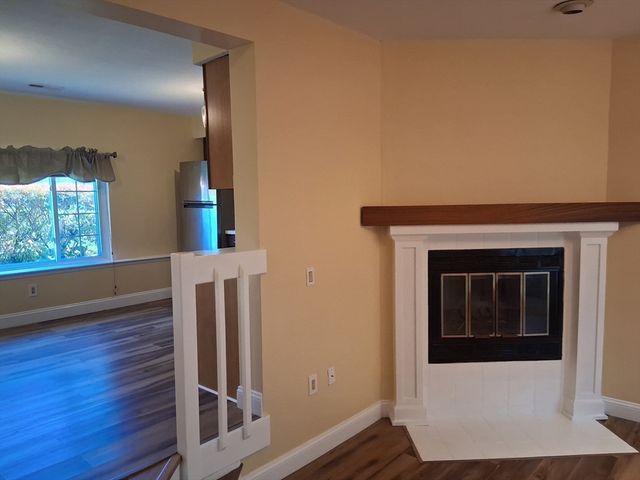 191 Tall Oaks Dr C, Weymouth, MA 02190