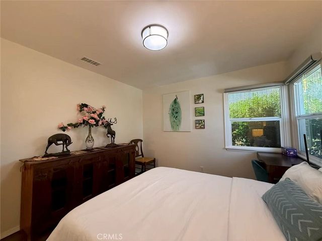 3704 Anita Ave, Pasadena, CA 91107