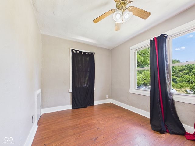 9 Dixie Drive, Anderson, IN 46016