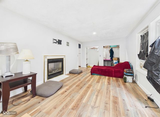 9 Dixie Drive, Anderson, IN 46016